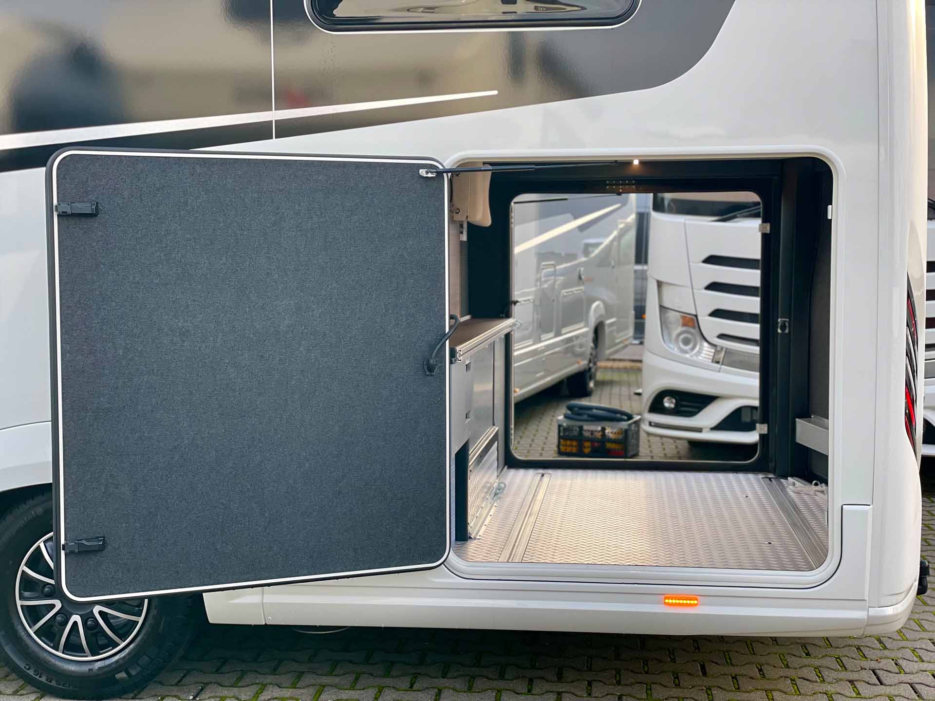 concorde charisma 860 li heckgarage