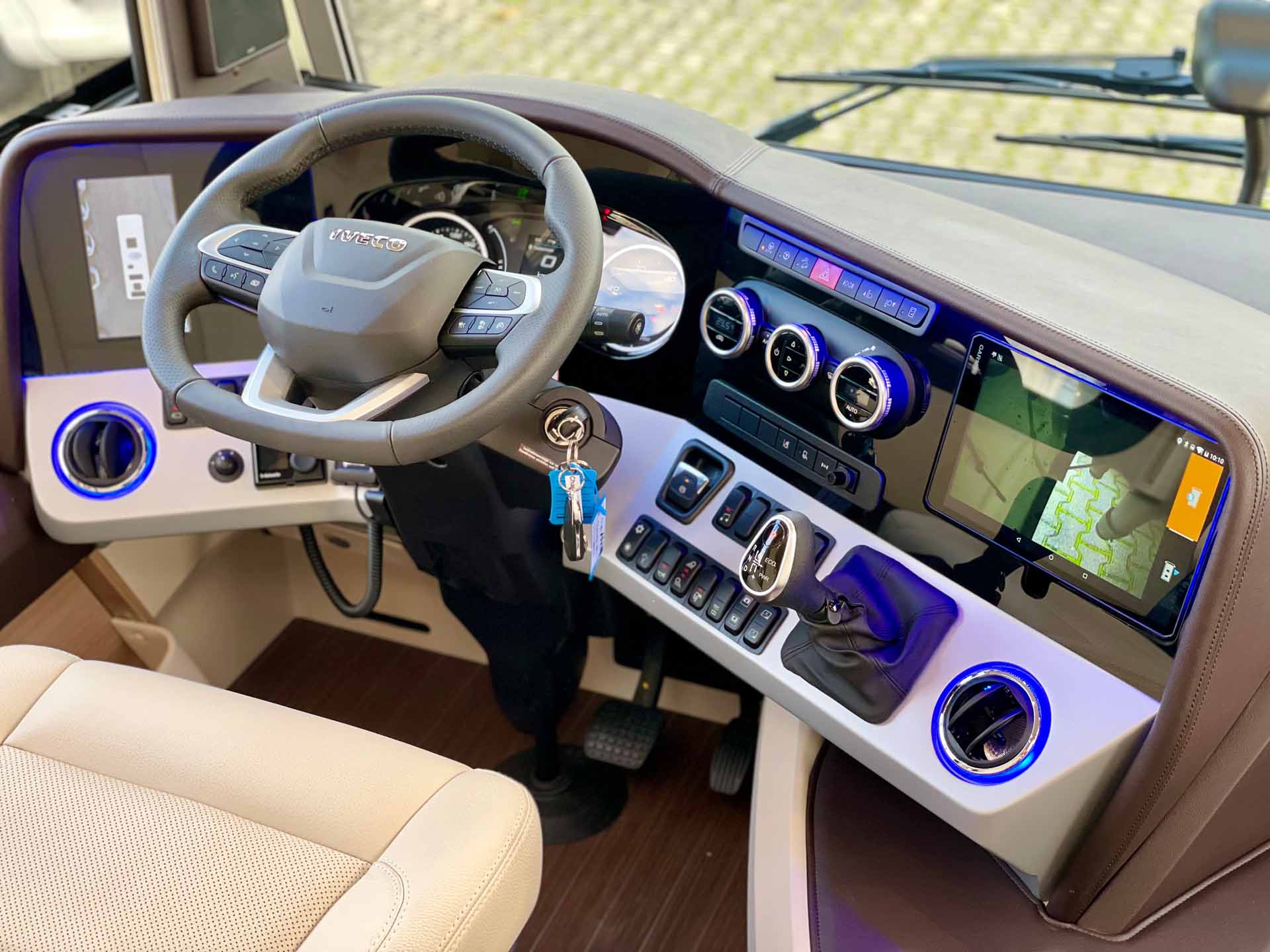 concorde charisma 860 li interieur fahrerhaus