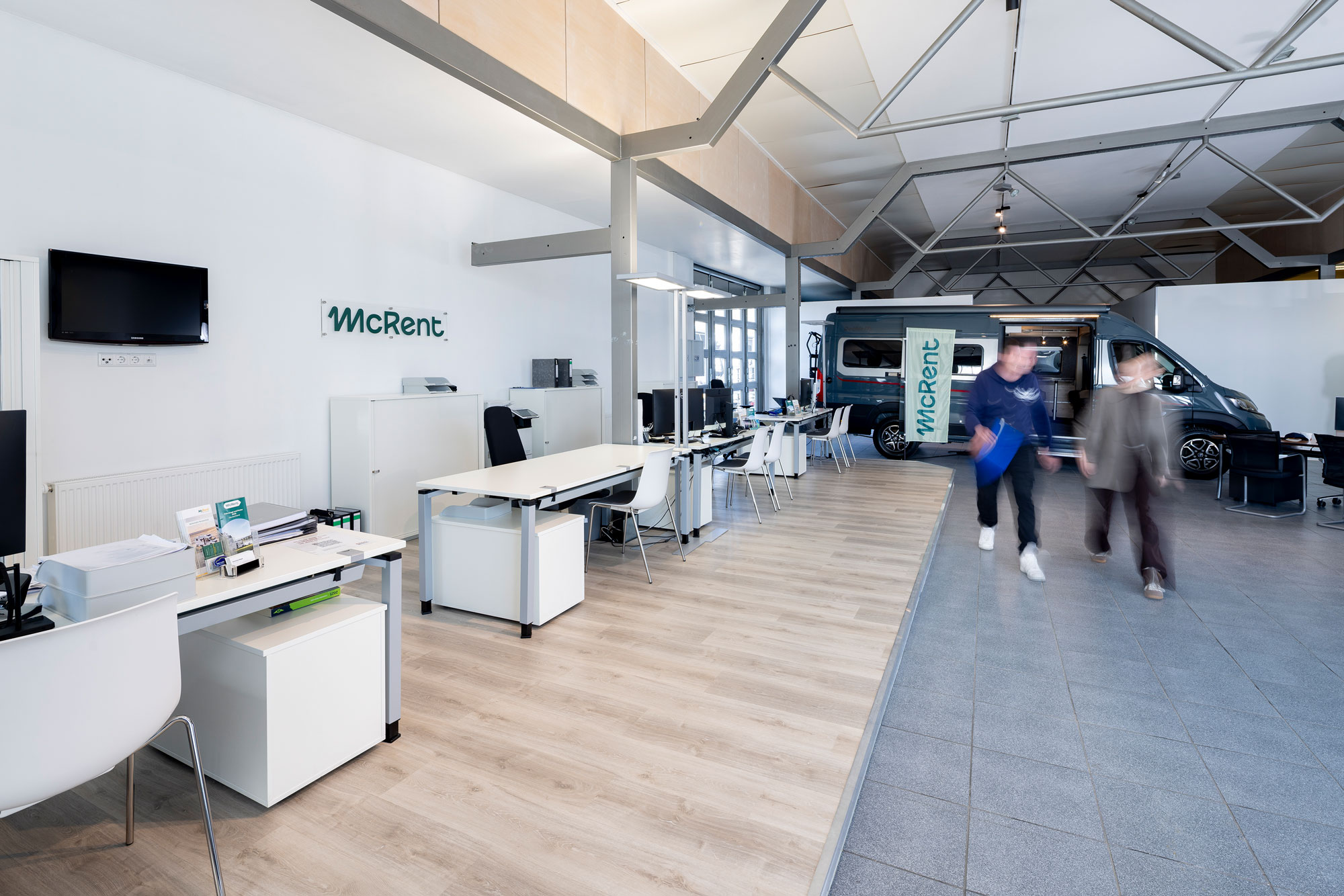 engel caravaning frankfurt mcrent buero