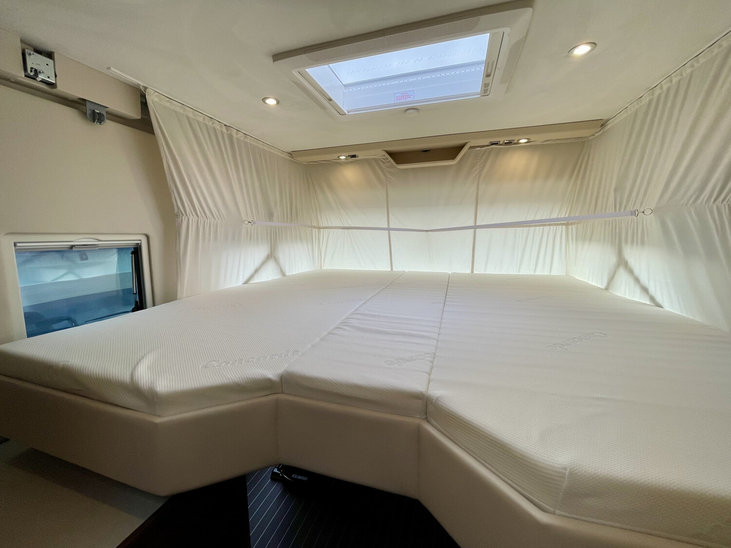 hubbett concorde carver 890 rrl