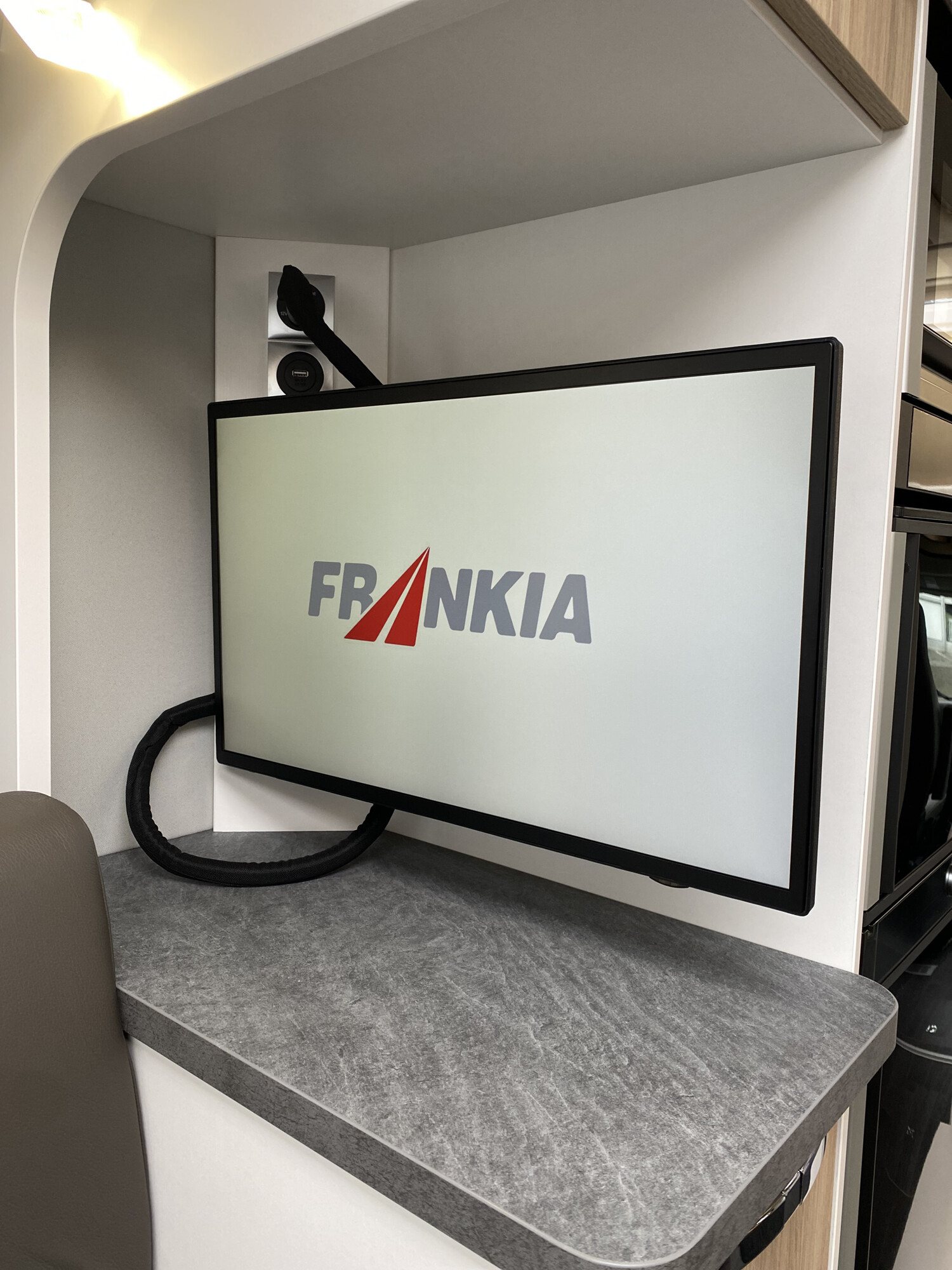 tv frankia f line a 740 plus