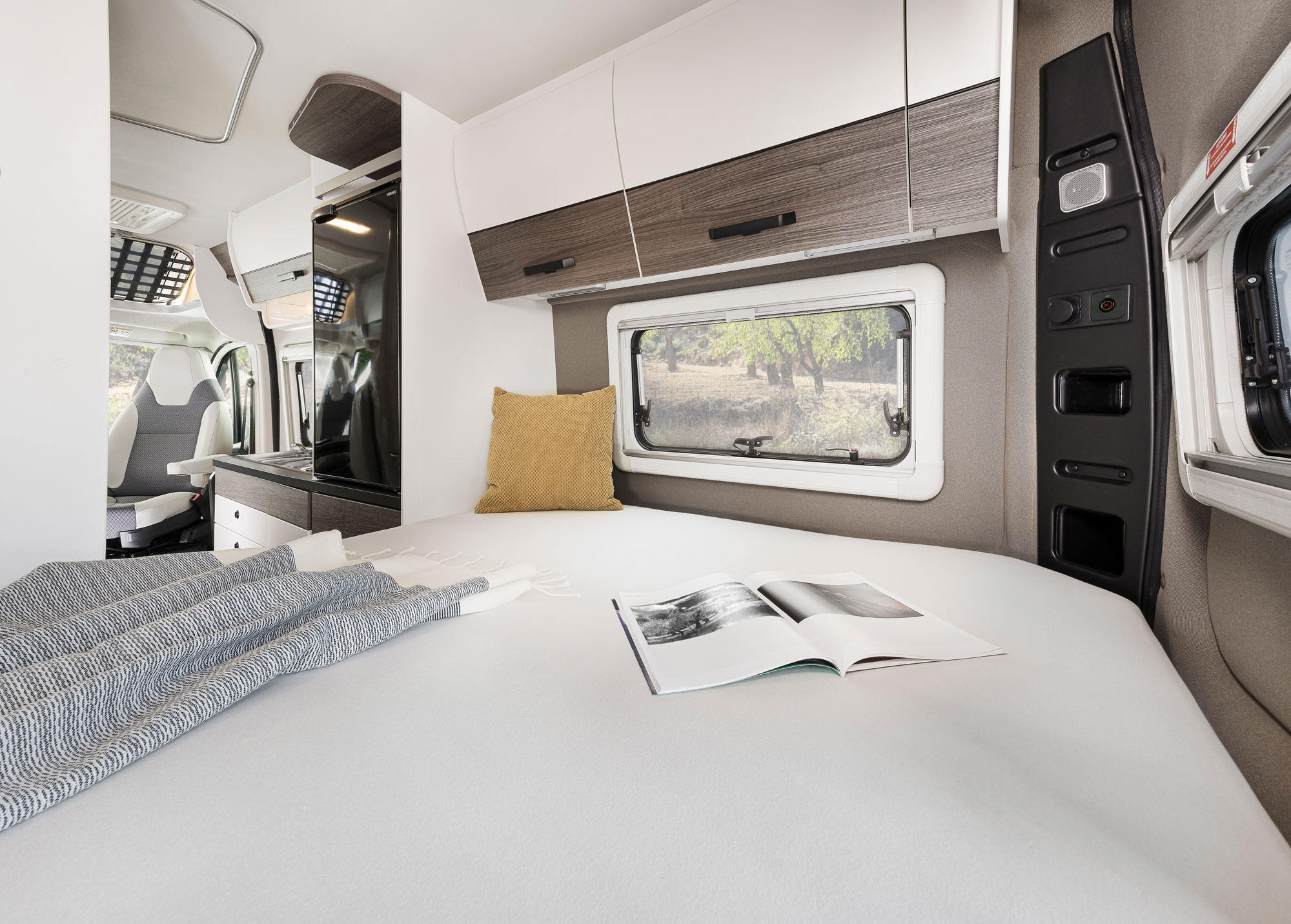 vantourer 600 d interieur bett heck