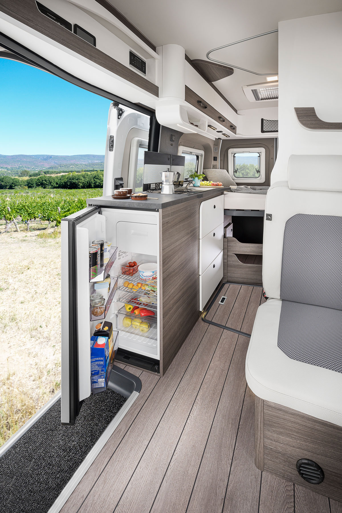 vantourer ford 550 d interieur kuelschrank