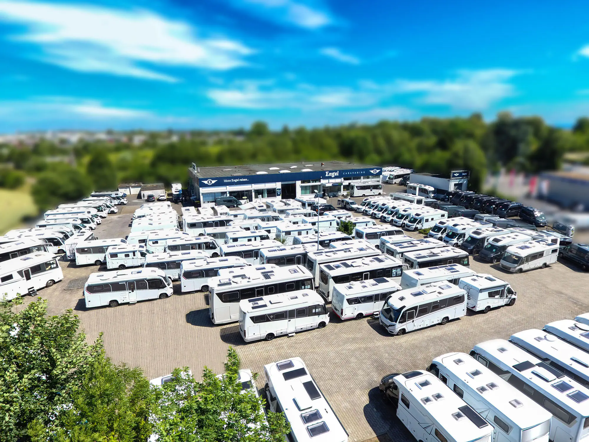 fahrzeugausstellung wohnmobile engel caravaning frankfurt 2