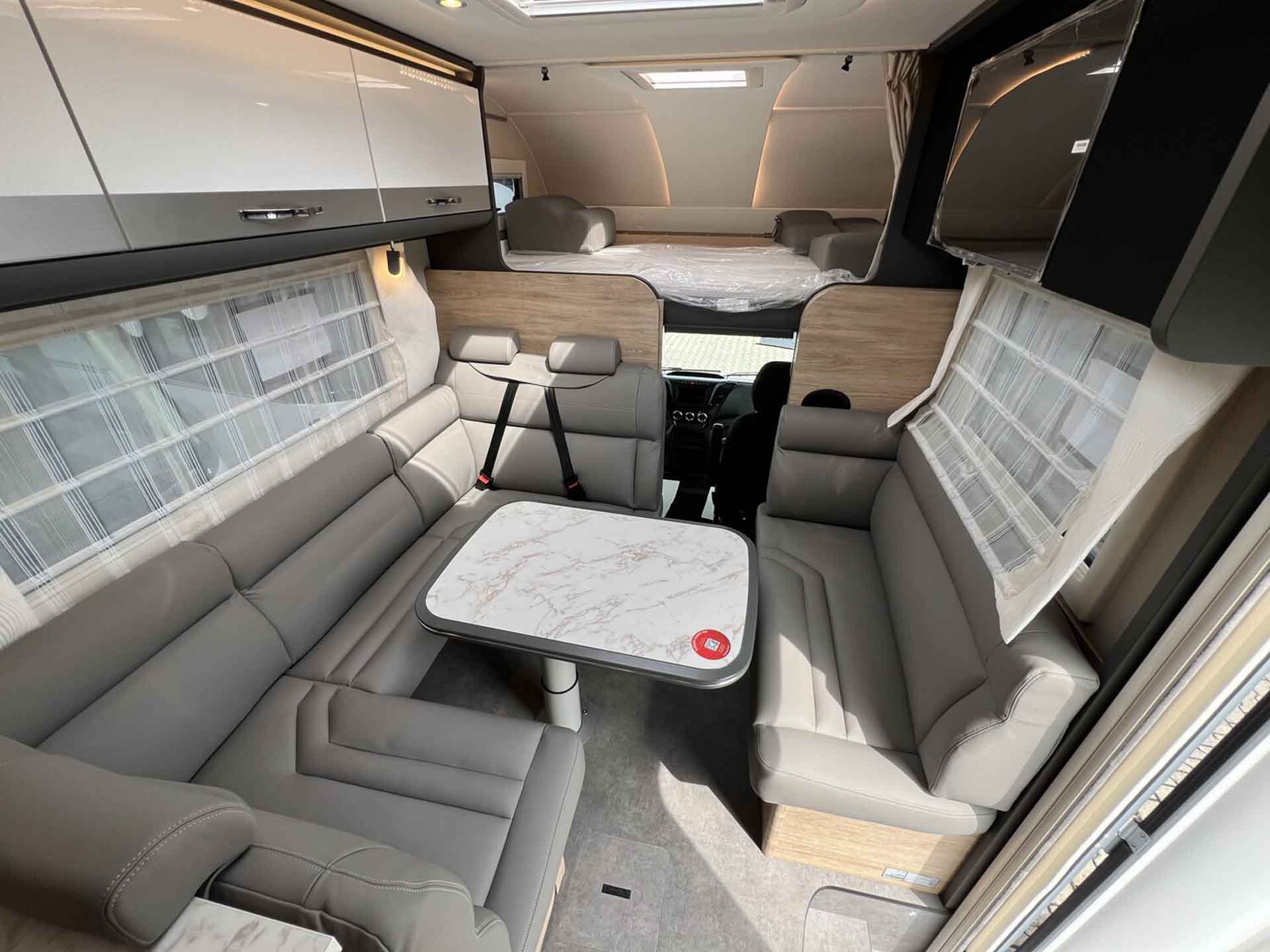 engel-caravaning-wohnmobil-mieten-dethleffs-globetrotter_xxl-a_9000-2_eb-15
