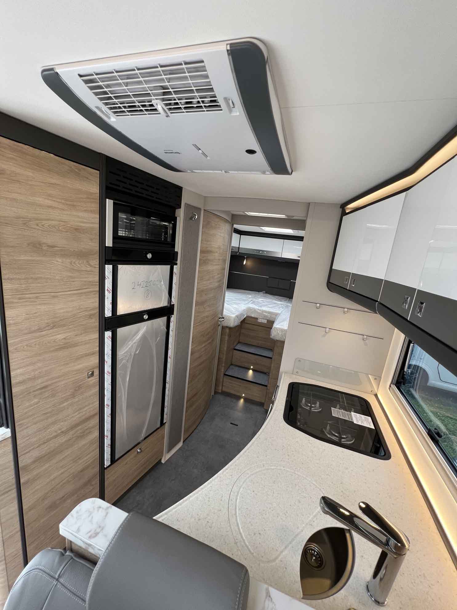 engel-caravaning-wohnmobil-mieten-dethleffs-globetrotter_xxl-a_9000-2_eb-19