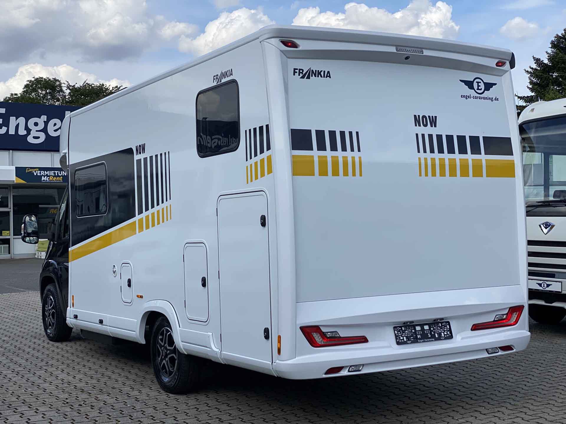 engel-caravaning-wohnmobil-mieten-frankia-now-7.0-l-19