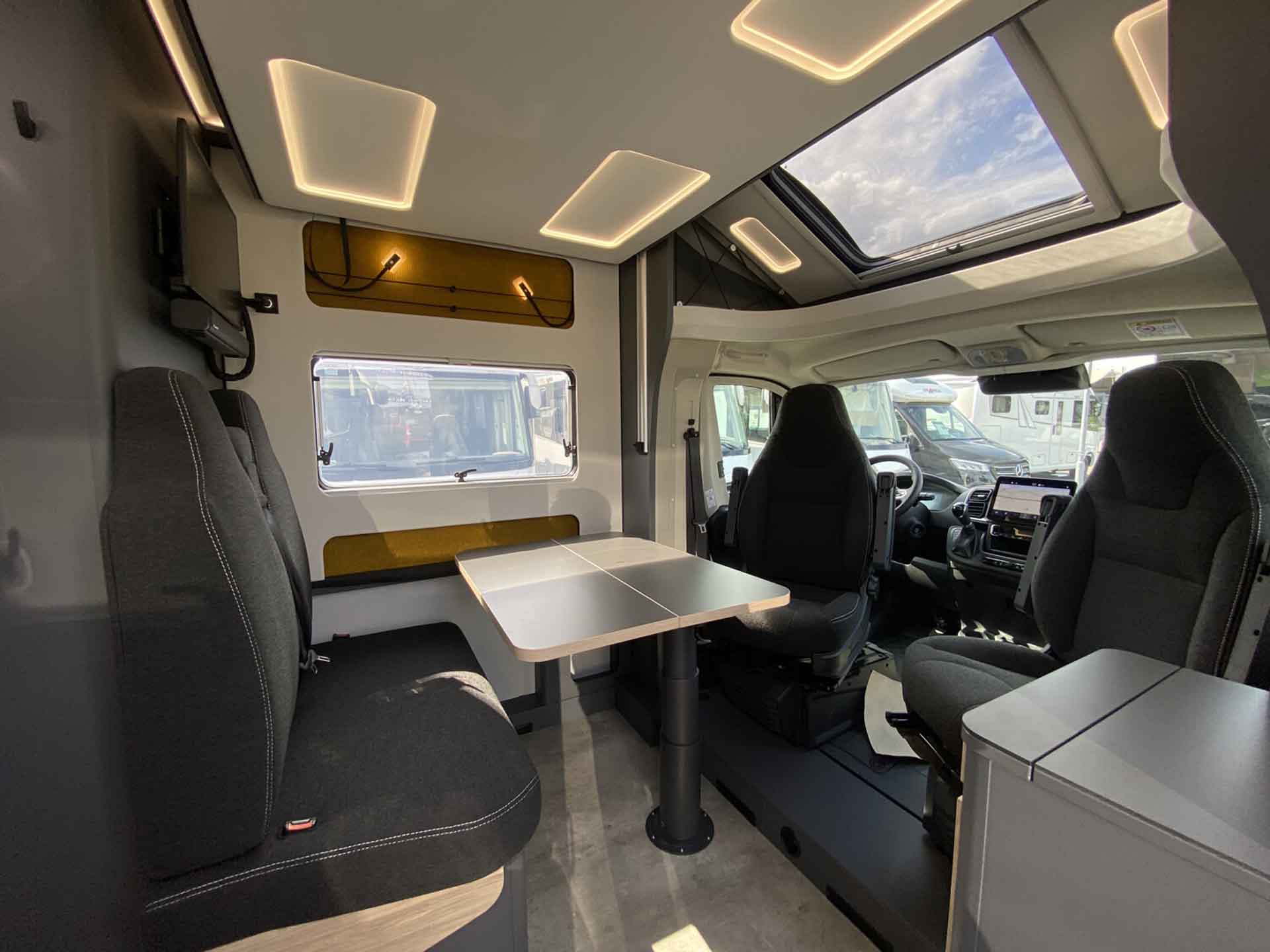 engel-caravaning-wohnmobil-mieten-frankia-now-7.0-l-23
