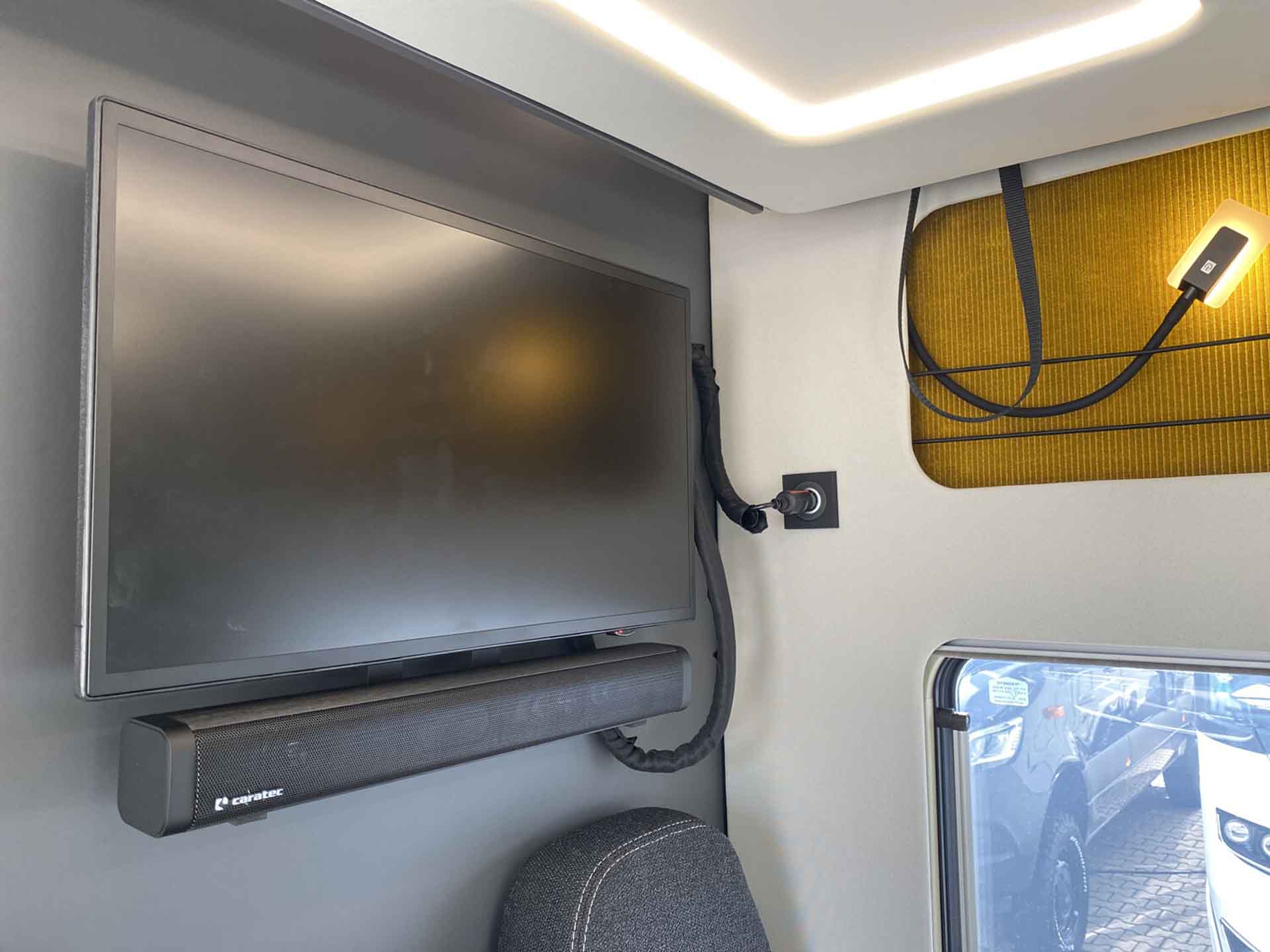 engel-caravaning-wohnmobil-mieten-frankia-now-7.0-l-6
