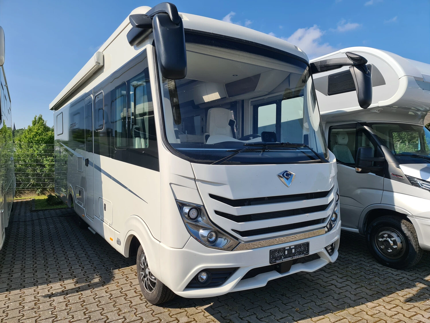 engel-caravaning-wohnmobil-mieten-concorde-credo-790-mi-2